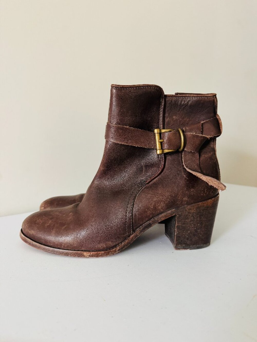 Frye Malorie Knotted Short Heeled Bootie Womens 9.5M Brown Leather 76117, 347611